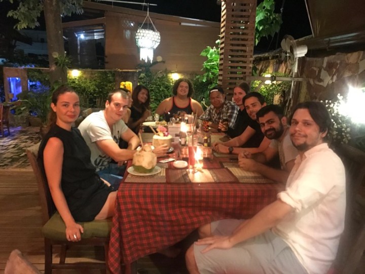 KoHubbers at a Communal Dinner